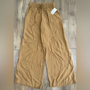NWT - Women’s Gauze Wide Leg Pants - Size Small